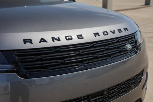 New 2025 Land Rover Range Rover Sport SE image 12
