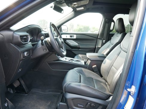 Used 2023 Ford Explorer ST w/ Technology Package image 11