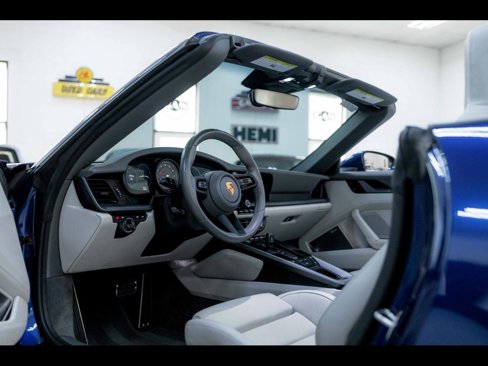 Used 2020 Porsche 911 Carrera S image 2