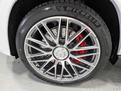 New 2026 Mercedes-Benz GLS 63 AMG 4MATIC image 3
