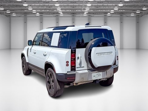 New 2025 Land Rover Defender 110 S image 3