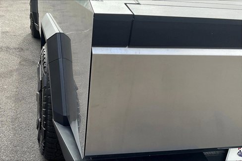 Used 2025 Tesla Cybertruck Cyberbeast image 32