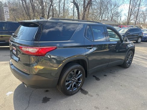 Used 2021 Chevrolet Traverse RS image 11