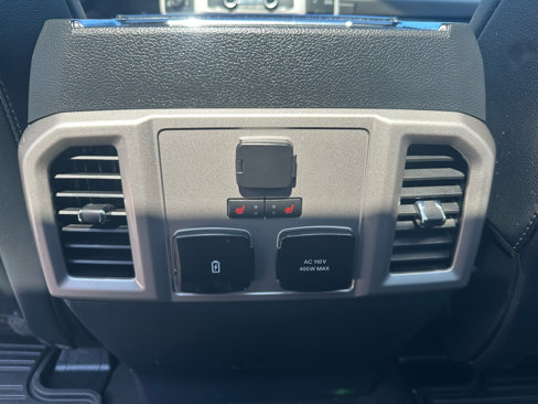 Used 2022 Ford F250 Lariat w/ Tremor Off-Road Package image 26