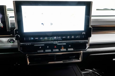 Used 2024 GMC Hummer EV 3X image 22