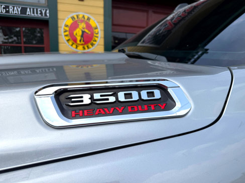 Used 2019 RAM 3500 Limited image 13