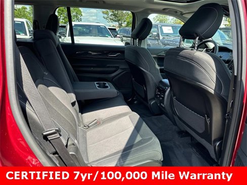 Certified 2023 Jeep Grand Cherokee L Laredo image 10