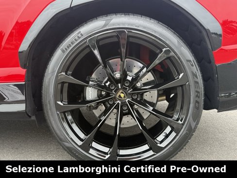 Used 2022 Lamborghini Urus image 16
