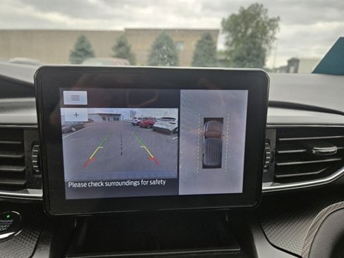 Used 2020 Ford Explorer ST image 23