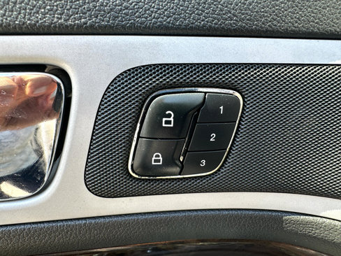 Used 2011 Ford Explorer Limited w/ 302A Rapid Spec Order Code image 21