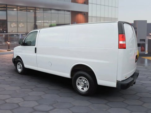 Used 2021 Chevrolet Express 2500 w/ Driver Convenience Package image 4