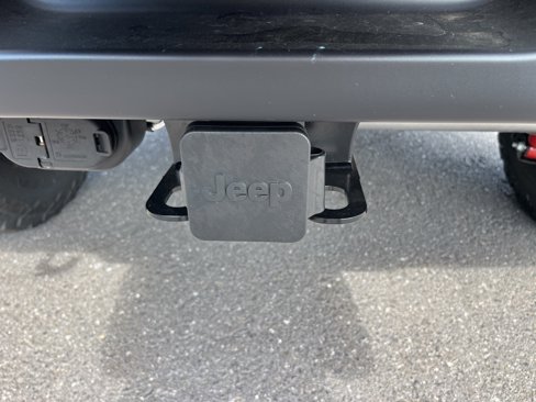 New 2025 Jeep Wrangler Unlimited Rubicon image 16