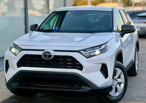 Used 2024 Toyota RAV4 LE image 1