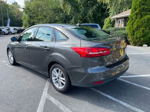 Used 2015 Ford Focus SE image 10