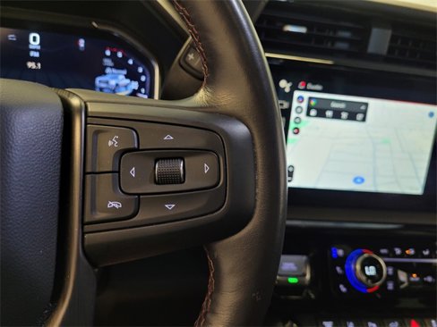 Used 2024 GMC Sierra 2500 AT4X image 25