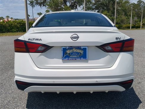 Used 2023 Nissan Altima 2.5 SV image 17