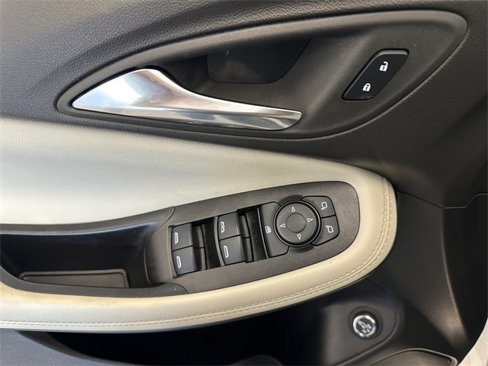 Used 2023 Buick Encore GX Select image 22