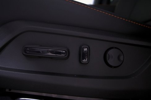 Certified 2025 Honda Pilot TrailSport image 24