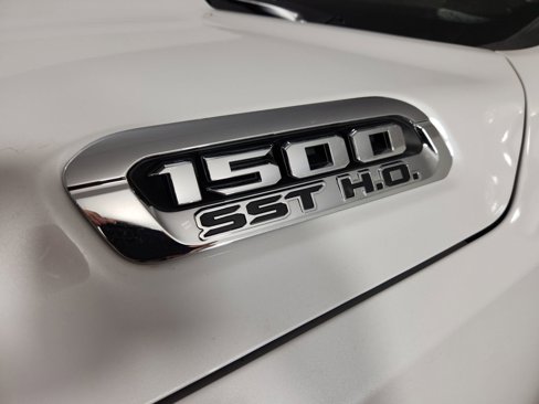 New 2025 RAM 1500 Limited image 11