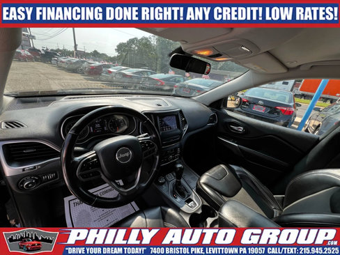 Used 2019 Jeep Cherokee Latitude Plus image 11