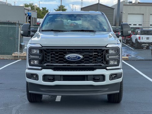 New 2026 Ford F350 4x4 Crew Cab Super Duty image 10