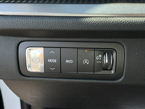 New 2026 Chevrolet Traverse LT image 24