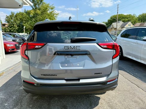Used 2021 GMC Terrain SLE image 14