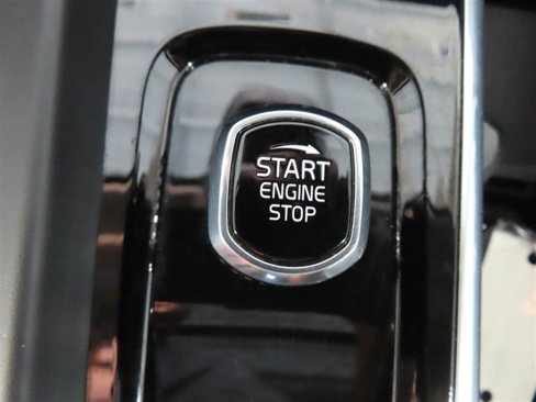 Used 2025 Volvo S60 B5 Core image 21