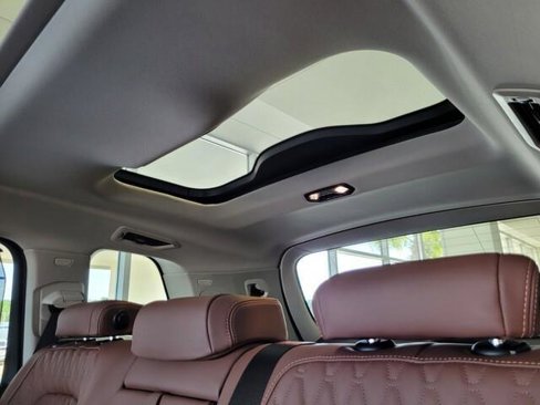 New 2026 BMW X7 xDrive40i w/ Executive Package image 32