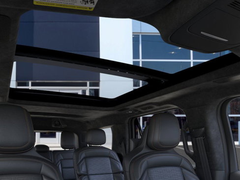 New 2025 Lincoln Navigator Black Label image 22