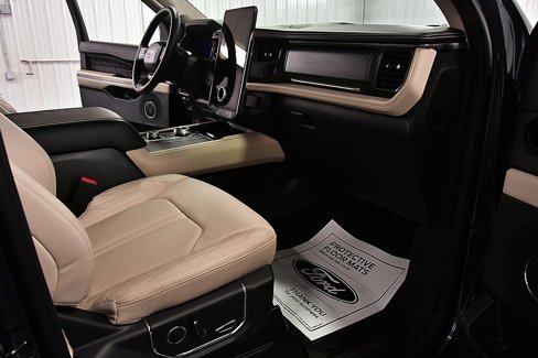 Used 2024 Ford Expedition Max Platinum image 31