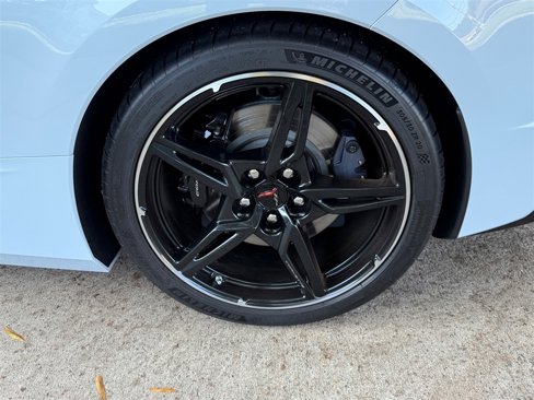 Used 2021 Chevrolet Corvette Stingray Preferred Cpe w/ Z51 Performance Package image 21