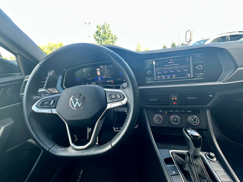 Used 2024 Volkswagen Jetta Sport image 30