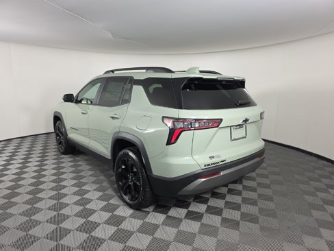 New 2026 Chevrolet Equinox LT w/ Convenience Package II image 3