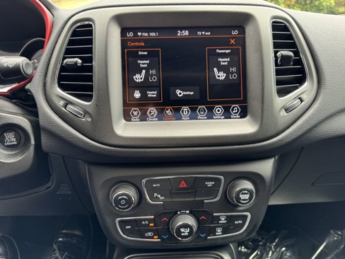Used 2019 Jeep Compass Trailhawk w/ Leather Interior Group image 11
