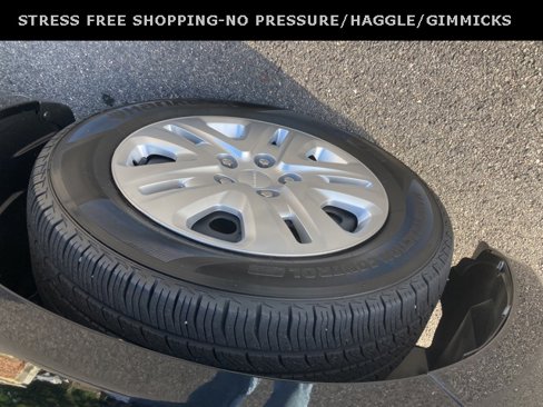 Used 2017 Dodge Journey SE w/ Flexible Seating Group image 13