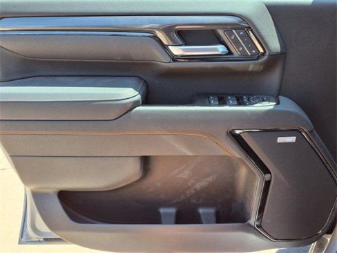 New 2025 GMC Sierra 2500 AT4 w/ AT4 Premium Plus Package image 19
