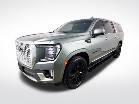 Used 2024 GMC Yukon XL Denali w/ LPO, Floor Liner Package image 3