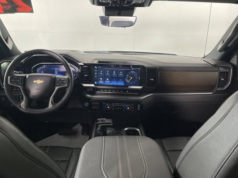 Used 2024 Chevrolet Silverado 1500 High Country w/ High Country Premium Package image 17