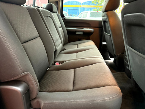 Used 2014 Chevrolet Silverado 2500 LT image 17