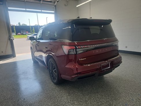 New 2026 INFINITI QX80 Autograph image 3