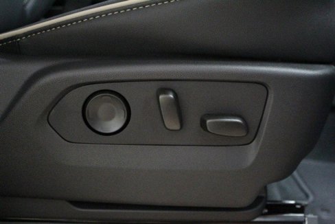 New 2026 GMC Yukon XL Elevation w/ Elevation Premium Package image 11
