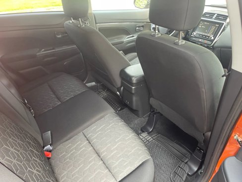 Used 2022 Mitsubishi Outlander Sport ES image 13