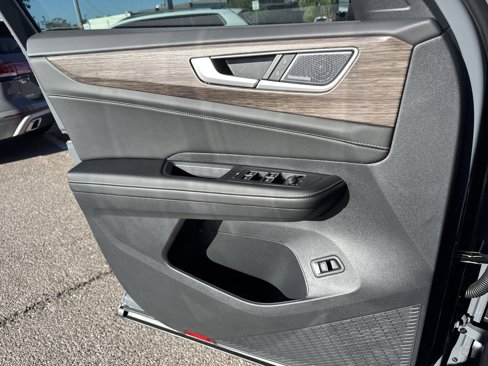 New 2026 Volkswagen Atlas SEL Premium R-Line image 13