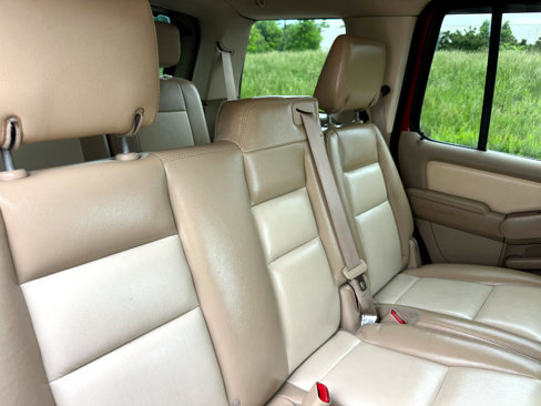 Used 2010 Ford Explorer Eddie Bauer image 14