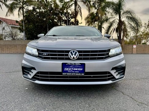 Used 2016 Volkswagen Passat 1.8T R-Line w/ R-Line Lighting Package image 1