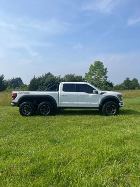 Used 2021 Ford F150 Raptor image 17