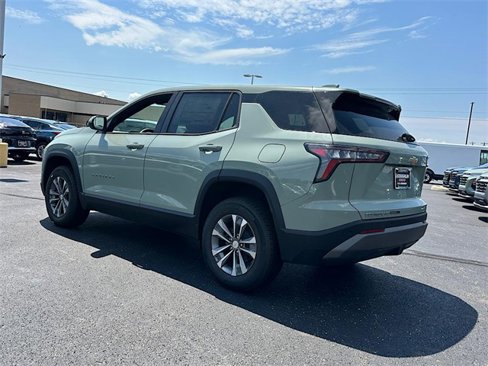 New 2026 Chevrolet Equinox LT w/ Convenience Package II image 5