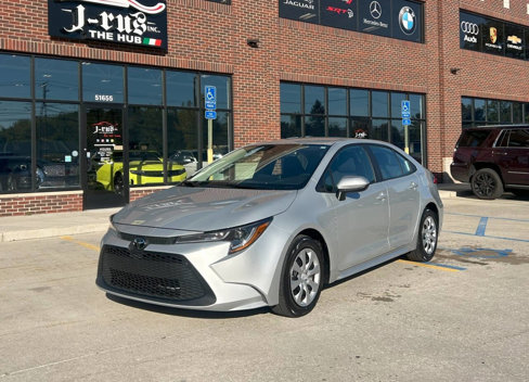 Used 2021 Toyota Corolla LE w/ Carpet Mat Package (TMS) image 2