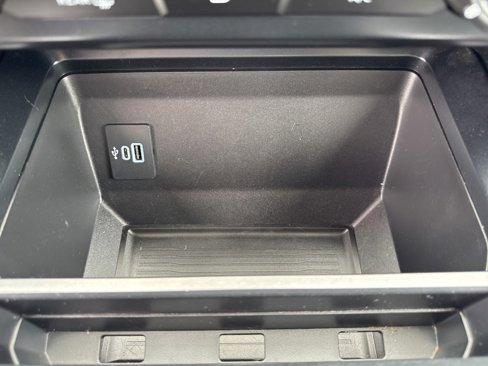 Used 2024 Ford F250 XLT image 46